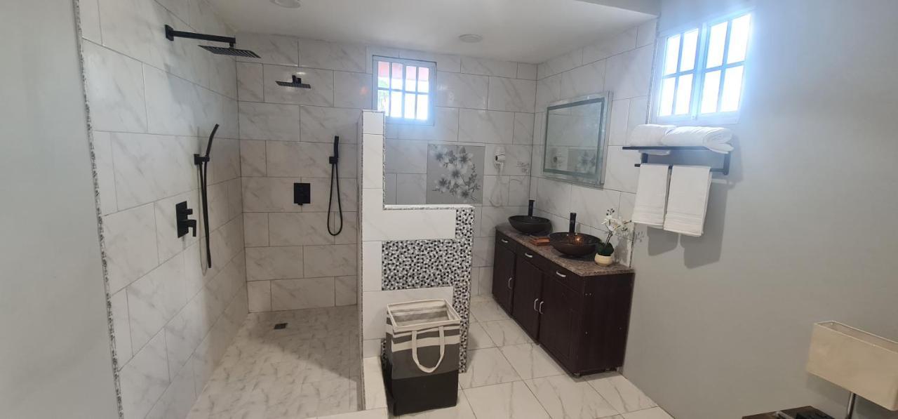 Appartement El Rincon à Tunapuna Village Extérieur photo