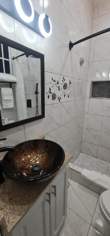 Appartement El Rincon à Tunapuna Village Extérieur photo